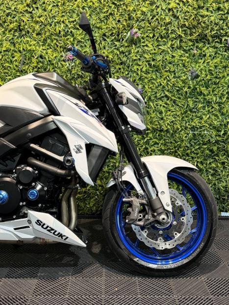 SUZUKI GSX-S 750 ABS, Foto 5
