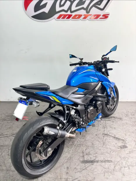 SUZUKI GSX-S 750 ABS, Foto 2