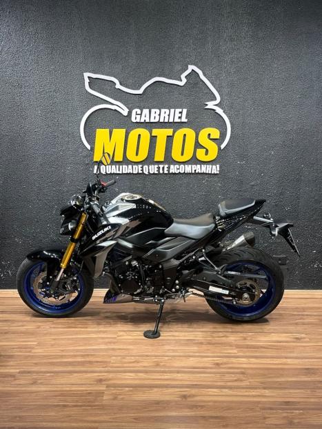 SUZUKI GSX-S 750 ABS, Foto 2