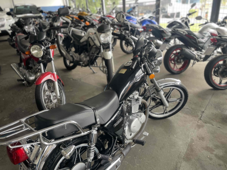 SUZUKI Intruder 125 , Foto 5 SUZUKI Intruder 125 , Foto 5