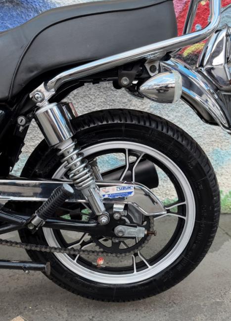 SUZUKI Intruder 125 , Foto 8