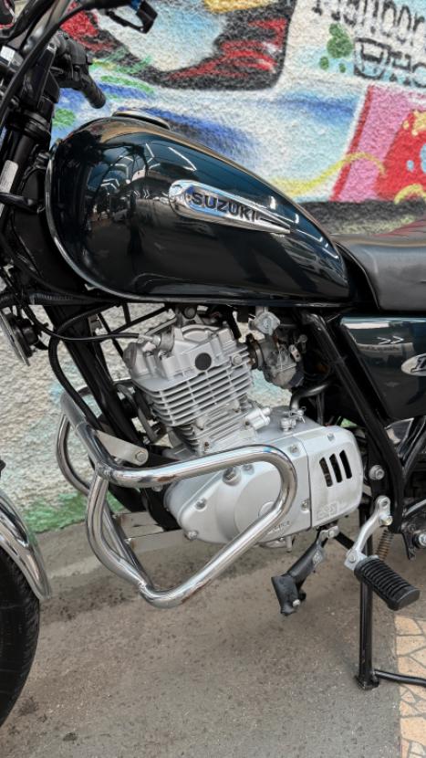 SUZUKI Intruder 125 , Foto 15
