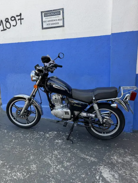 SUZUKI Intruder 125 , Foto 3