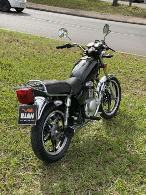 SUZUKI Intruder 125 , Foto 3