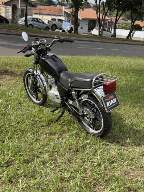 SUZUKI Intruder 125 , Foto 4