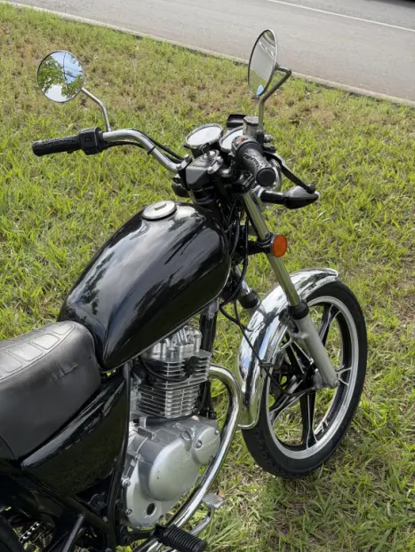 SUZUKI Intruder 125 , Foto 9