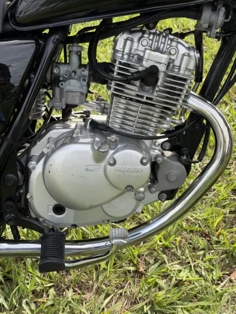 SUZUKI Intruder 125 , Foto 12