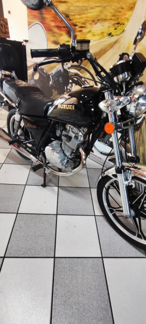 SUZUKI Intruder 125 , Foto 8