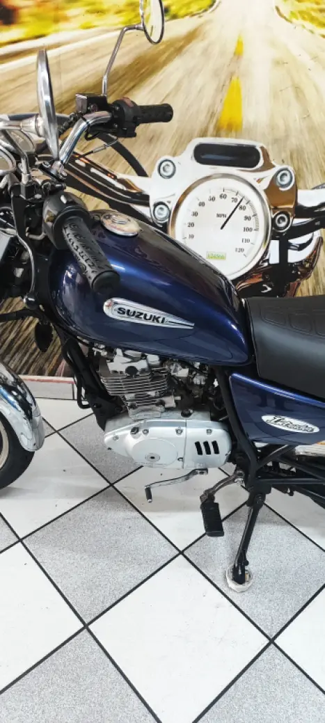 SUZUKI Intruder 125 , Foto 14