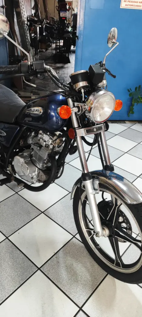 SUZUKI Intruder 125 , Foto 15
