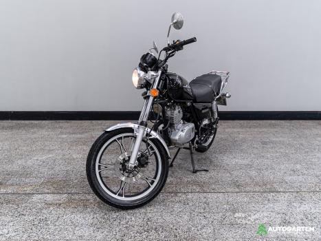 SUZUKI Intruder 125 , Foto 1