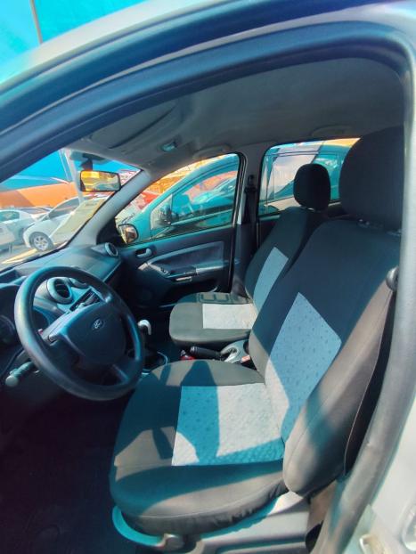 SUZUKI Jimny 1.3 16V 4 ALL 4X4, Foto 11