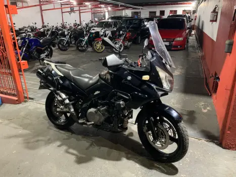 SUZUKI V-Strom DL 1000 , Foto 2