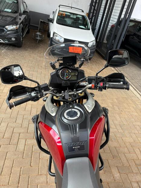 SUZUKI V-Strom DL 1000 , Foto 6