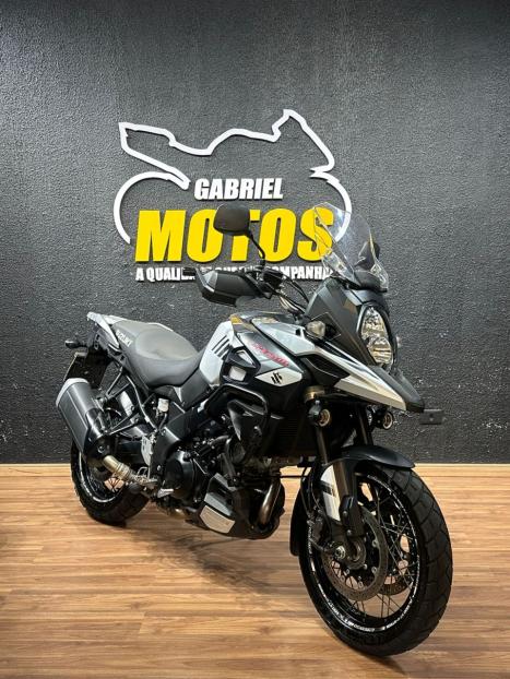 SUZUKI V-Strom DL 1000 XT , Foto 3