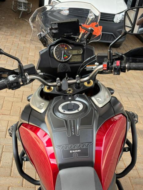 SUZUKI V-Strom DL 1000 A, Foto 4