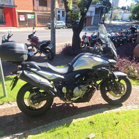 SUZUKI V-Strom DL 650 ABS, Foto 2
