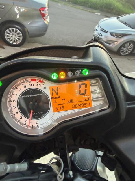 SUZUKI V-Strom DL 650 ABS, Foto 3
