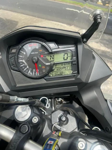 SUZUKI V-Strom DL 650 XT, Foto 6