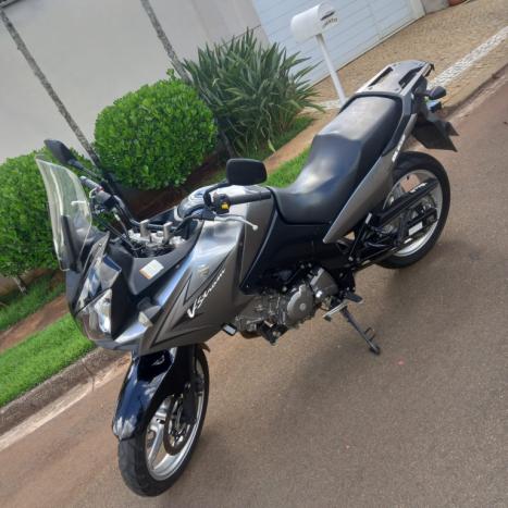 SUZUKI V-Strom DL 650 ABS, Foto 2