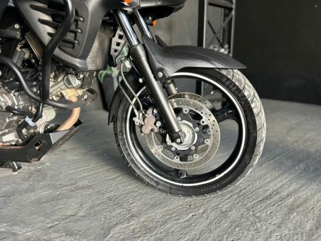 SUZUKI V-Strom DL 650 XT, Foto 6