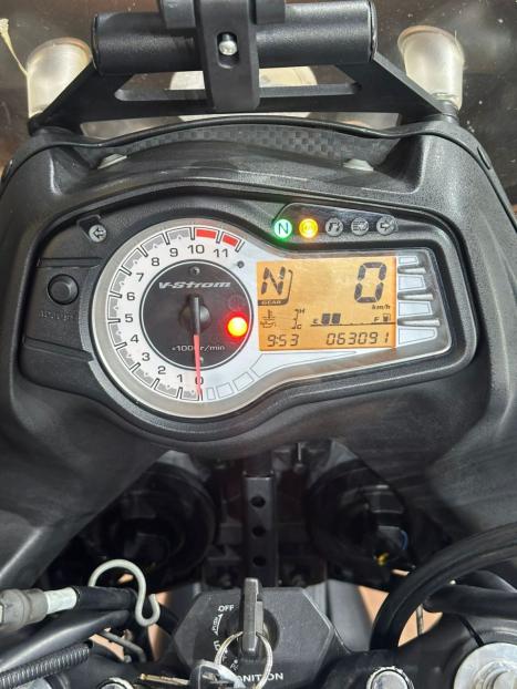 SUZUKI V-Strom DL 650 ABS, Foto 7