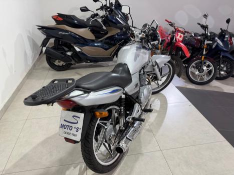SUZUKI Yes 125 EN, Foto 5