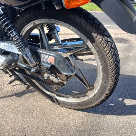 SUZUKI Yes 125 EN, Foto 8