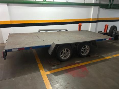 TITO P/ 2 Motos COBERTA, Foto 1 TITO P/ 2 Motos COBERTA, Foto 1