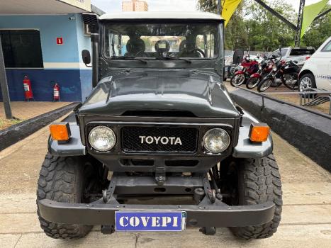 TOYOTA Bandeirante 3.7 4X4 DIESEL TETO RGIDO, Foto 2