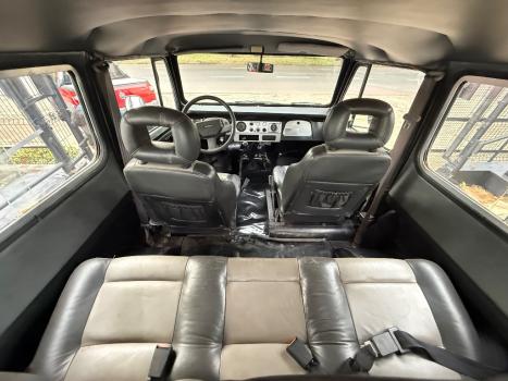 TOYOTA Bandeirante 3.7 4X4 DIESEL TETO RGIDO, Foto 7