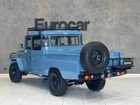 TOYOTA Bandeirante , Foto 3