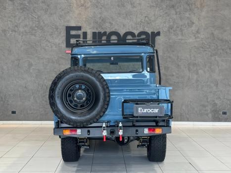 TOYOTA Bandeirante , Foto 4