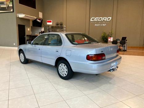 TOYOTA Camry 2.2 16V 4P LE AUTOMÁTICO, Foto 3 TOYOTA Camry 2.2 16V 4P LE AUTOMÁTICO, Foto 3