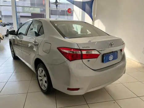 TOYOTA Corolla 1.8 16V 4P GLI AUTOMÁTICO, Foto 6 TOYOTA Corolla 1.8 16V 4P GLI AUTOMÁTICO, Foto 6