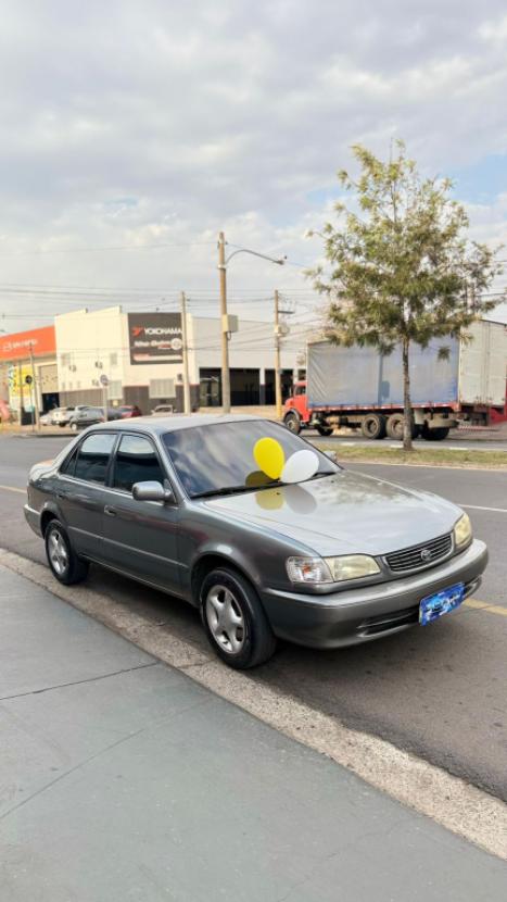 TOYOTA Corolla 1.8 16V 4P XEI, Foto 2