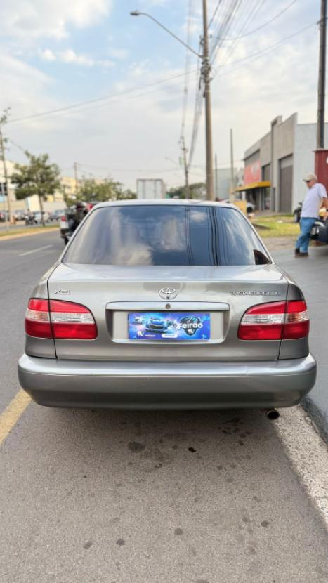 TOYOTA Corolla 1.8 16V 4P XEI, Foto 6