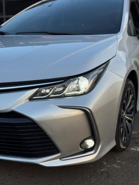 TOYOTA Corolla 1.8 16V 4P XEI, Foto 4