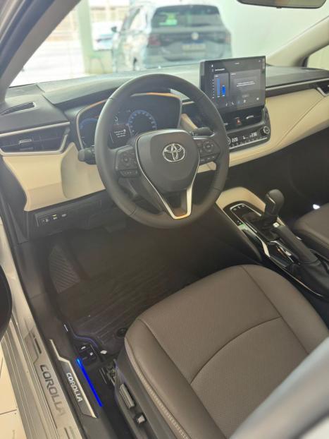 TOYOTA Corolla 1.8 16V 4P FLEX H�BRIDO ALTIS A PREMIUM AUTOM�TICO CVT, Foto 15