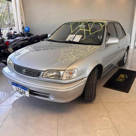 TOYOTA Corolla 1.8 16V 4P XEI, Foto 3
