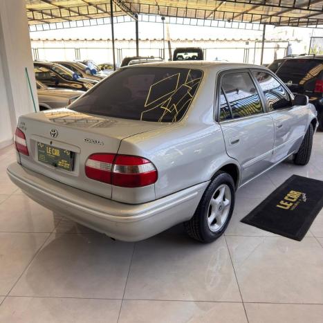 TOYOTA Corolla 1.8 16V 4P XEI, Foto 10