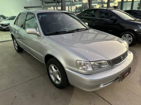 TOYOTA Corolla 1.8 16V 4P XLI, Foto 2