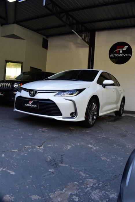 TOYOTA Corolla 2.0 16V 4P FLEX XEI DIRECT SHIFT AUTOM�TICO CVT, Foto 3