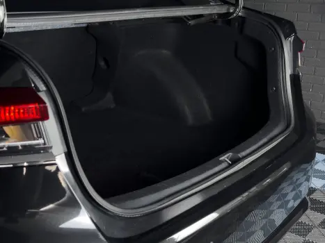 TOYOTA Corolla 2.0 16V 4P FLEX XEI DIRECT SHIFT AUTOM�TICO CVT, Foto 8