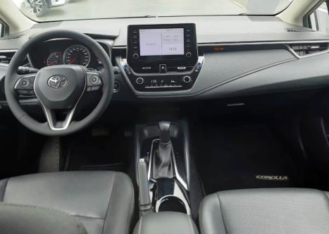 TOYOTA Corolla 2.0 16V 4P FLEX XEI DIRECT SHIFT AUTOM�TICO CVT, Foto 8