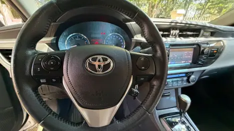 TOYOTA Corolla 2.0 16V 4P FLEX XEI DIRECT SHIFT AUTOM�TICO CVT, Foto 6