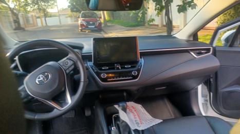 TOYOTA Corolla 2.0 16V 4P FLEX XEI DIRECT SHIFT AUTOM�TICO CVT, Foto 4