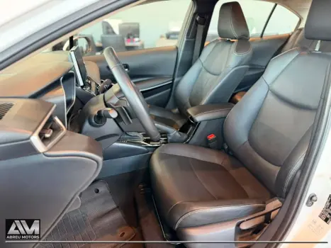 TOYOTA Corolla 2.0 16V 4P FLEX XEI DIRECT SHIFT AUTOM�TICO CVT, Foto 2