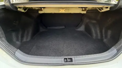 TOYOTA Corolla 2.0 16V 4P FLEX XEI DIRECT SHIFT AUTOM�TICO CVT, Foto 13