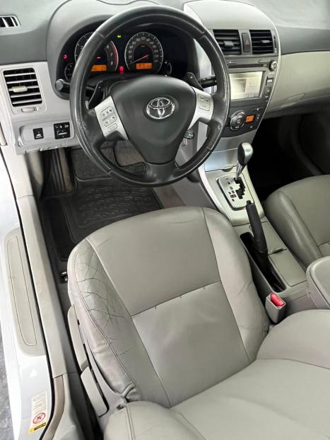 TOYOTA Corolla 2.0 16V 4P FLEX XEI DIRECT SHIFT AUTOM�TICO CVT, Foto 16